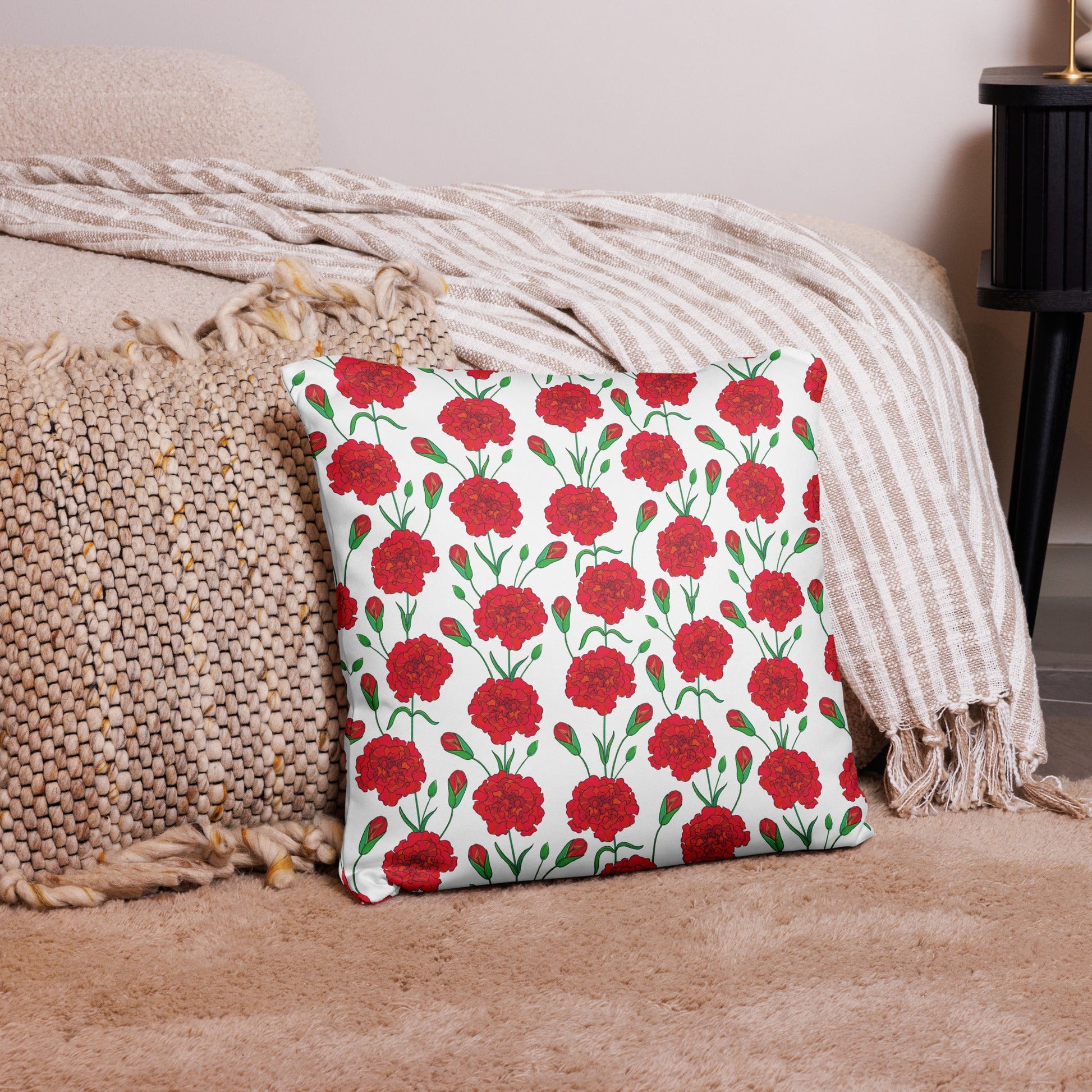 Luxurious Roses Pillow - Comfortable Floral Cushion for Home Decor