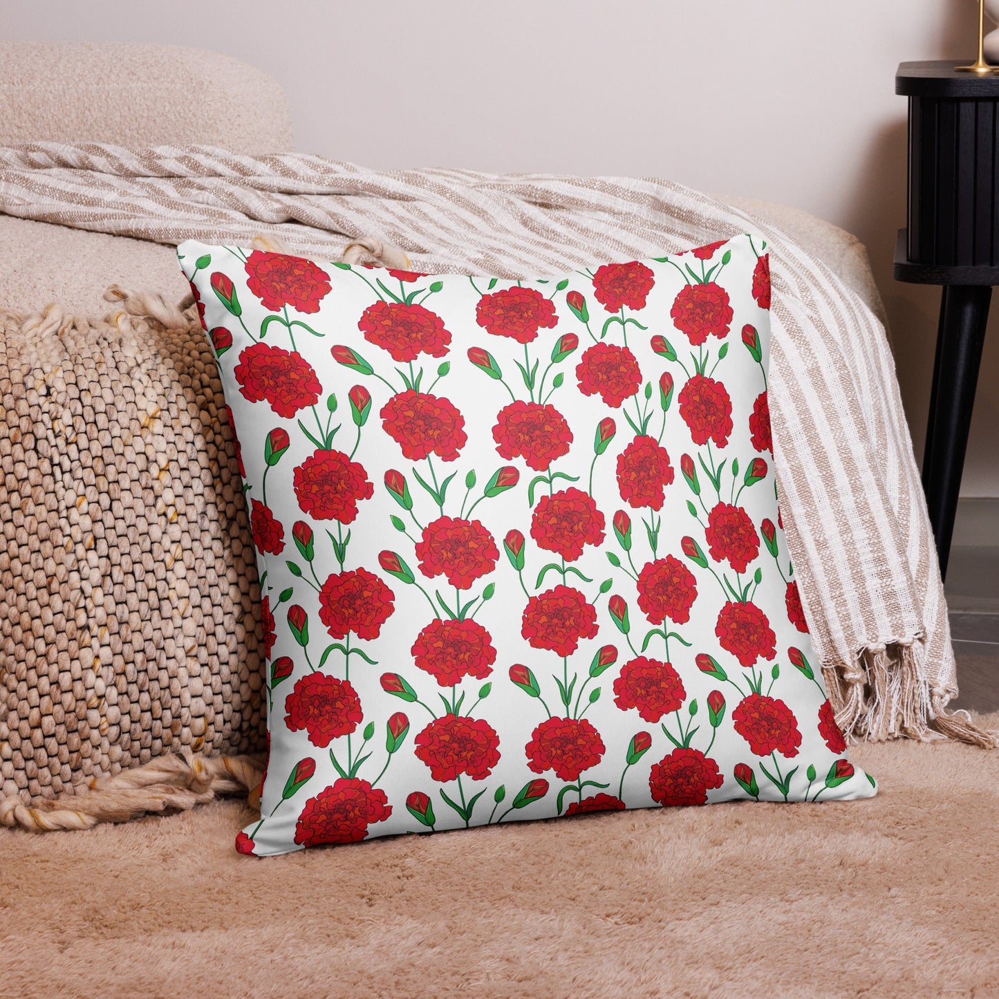 Luxurious Roses Pillow - Comfortable Floral Cushion for Home Decor